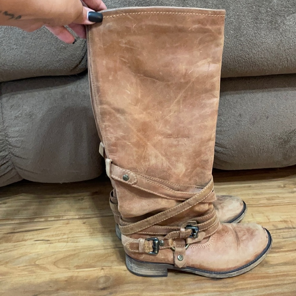 Size seven Salerno boots